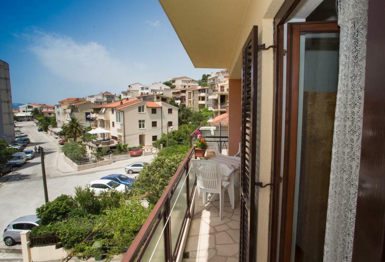 Apartments Mihic Makarska Exterior foto