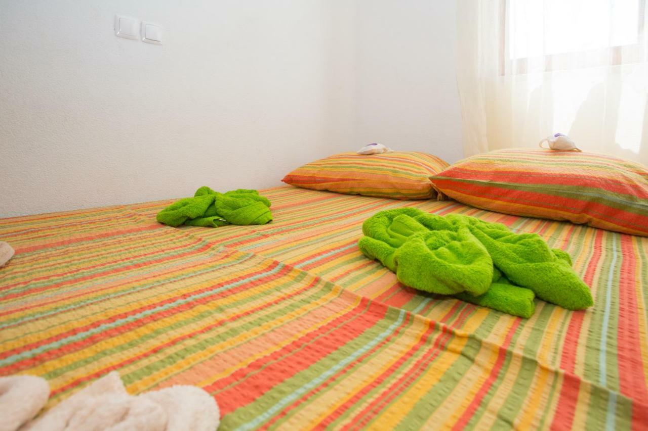 Apartments Mihic Makarska Exterior foto